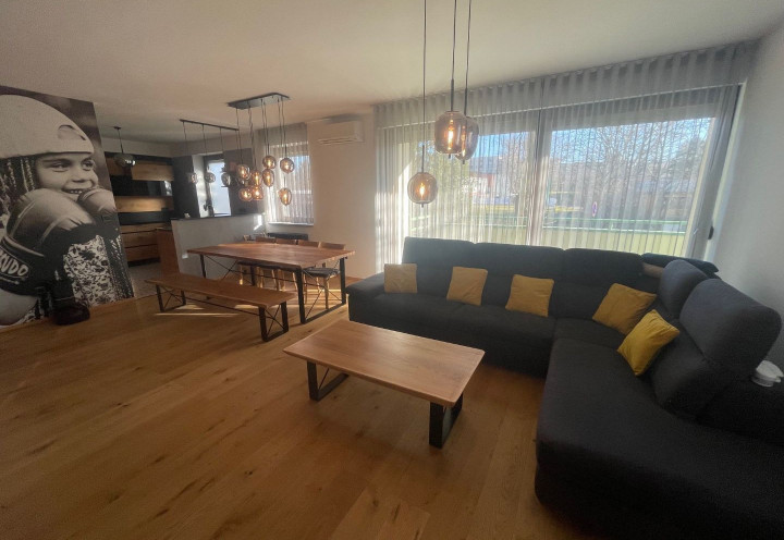 2 parkovacie miesta V CENE BYTU! 3-izbový byt 110m2 pri parku, Stromová ul. Piešťany
